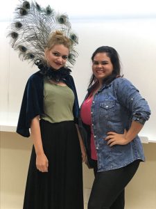 trabalho história da moda - gola rufo estilizada